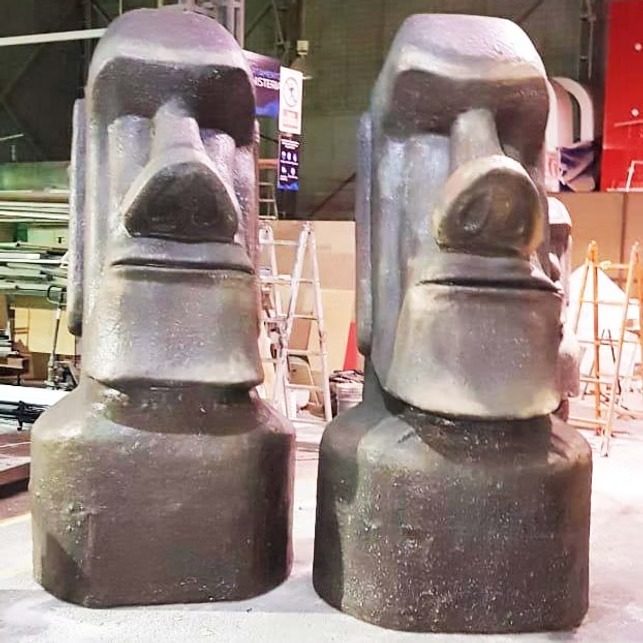 Réplicas de Moáis en escala real